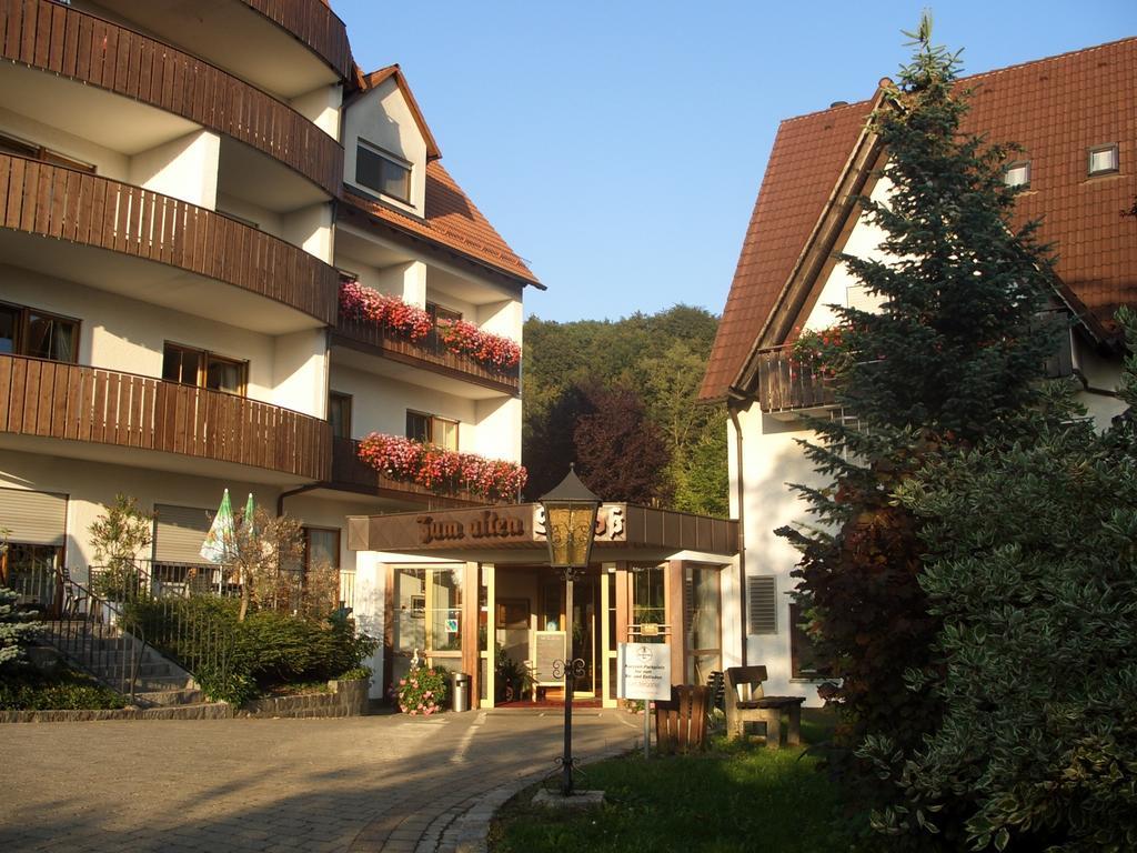 Landidyll Hotel Zum Alten Schloss Kirchensittenbach Ruang foto
